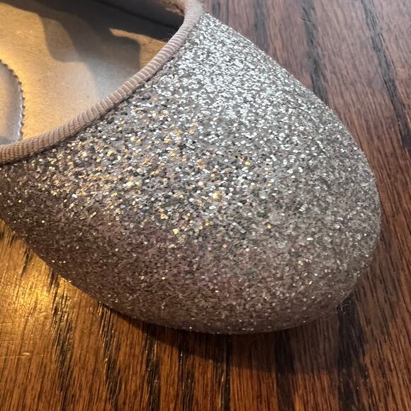 Cat & Jack Silver Glitter Sparkle Velcro Mary Jane Fancy Dress Shoe - Size 9 - Picture 4 of 8